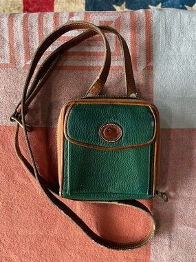 Vintage Dooney & Bourke Teal Pebbled Leather Crossbody